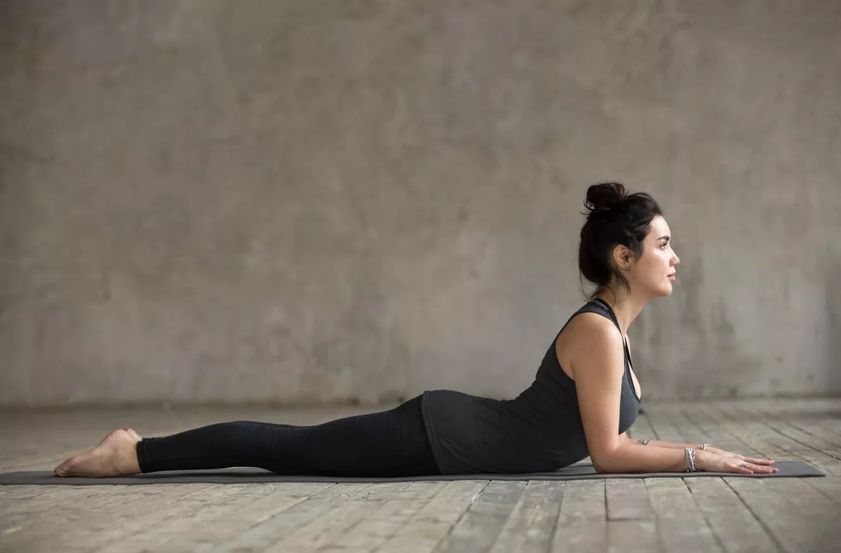 Как исправить свою осанку с помощью йоги