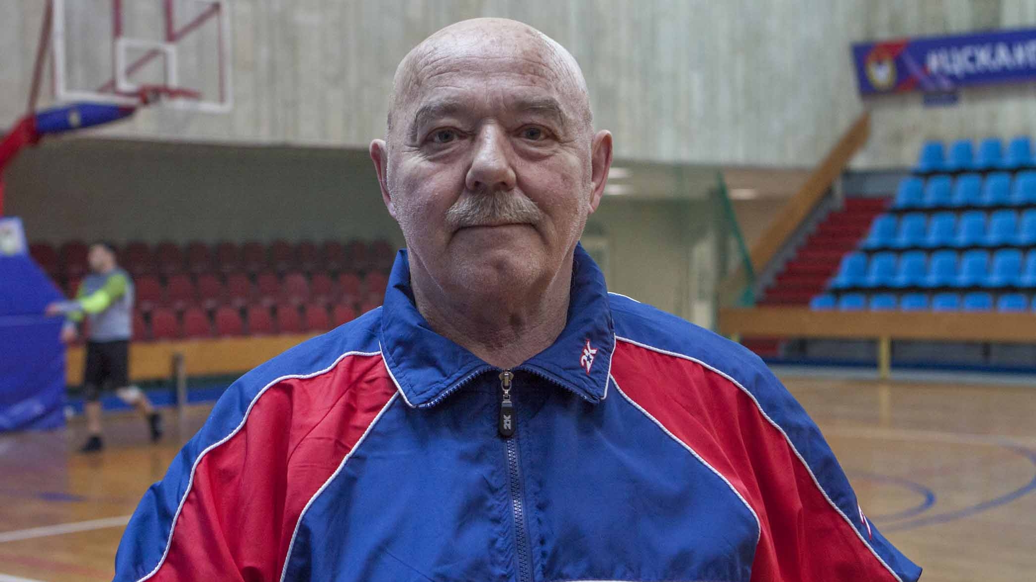 Первый тренер россии
