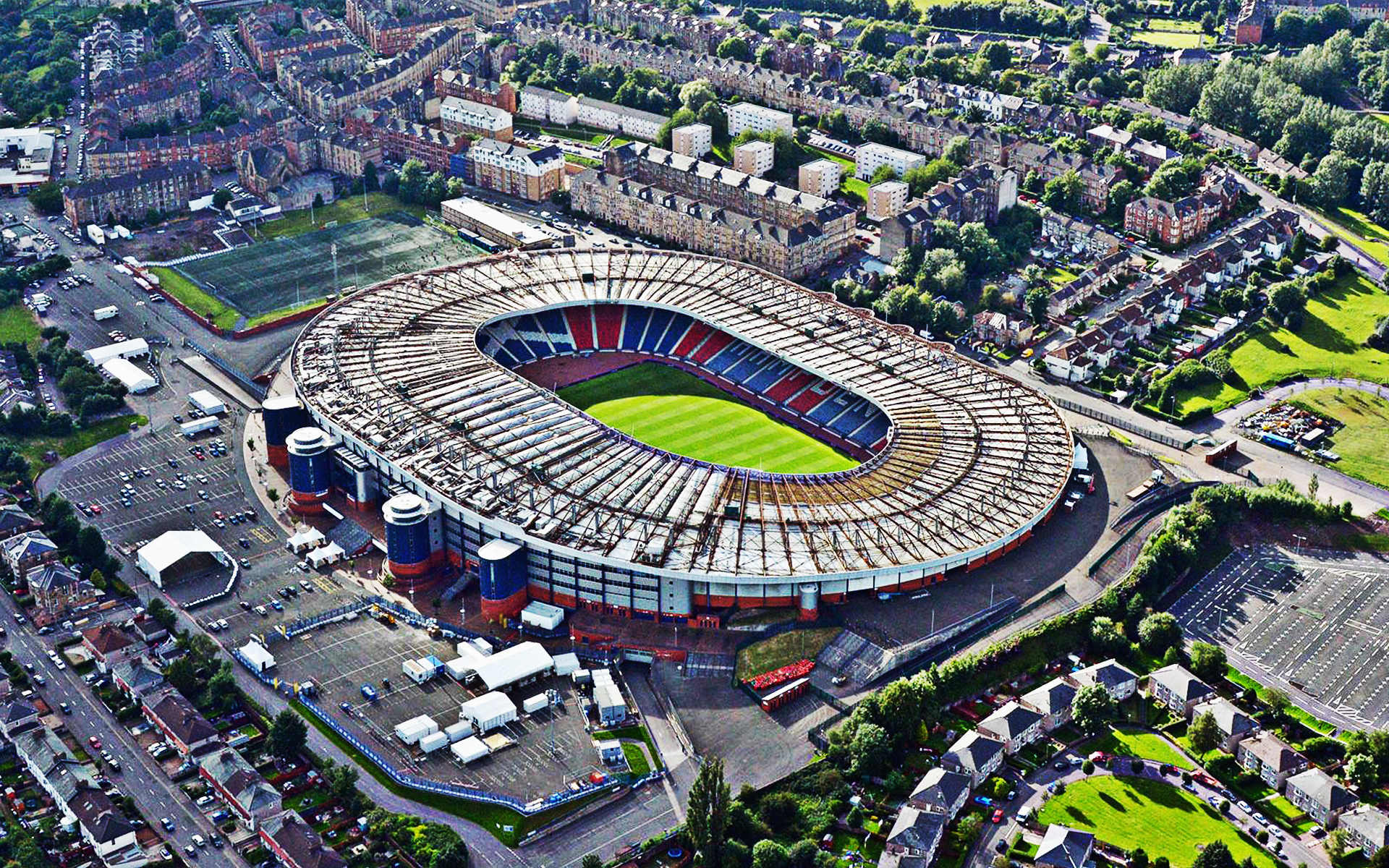 Stadium park. Стадион: Хэмпден парк (Глазго). Хэмпден парк (Глазго, Шотландия). Хэмпден парк стадион. Hampden Park Глазго Шотландия футбольный стадион.