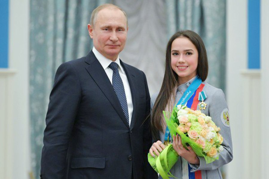 Sports.ru, это точно портрет Путина, или это всё-таки совместное фото и вы ошиблись?