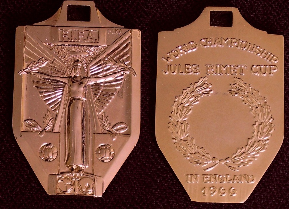 Награда сборной. Бронзовые медали ЧМ 1966.